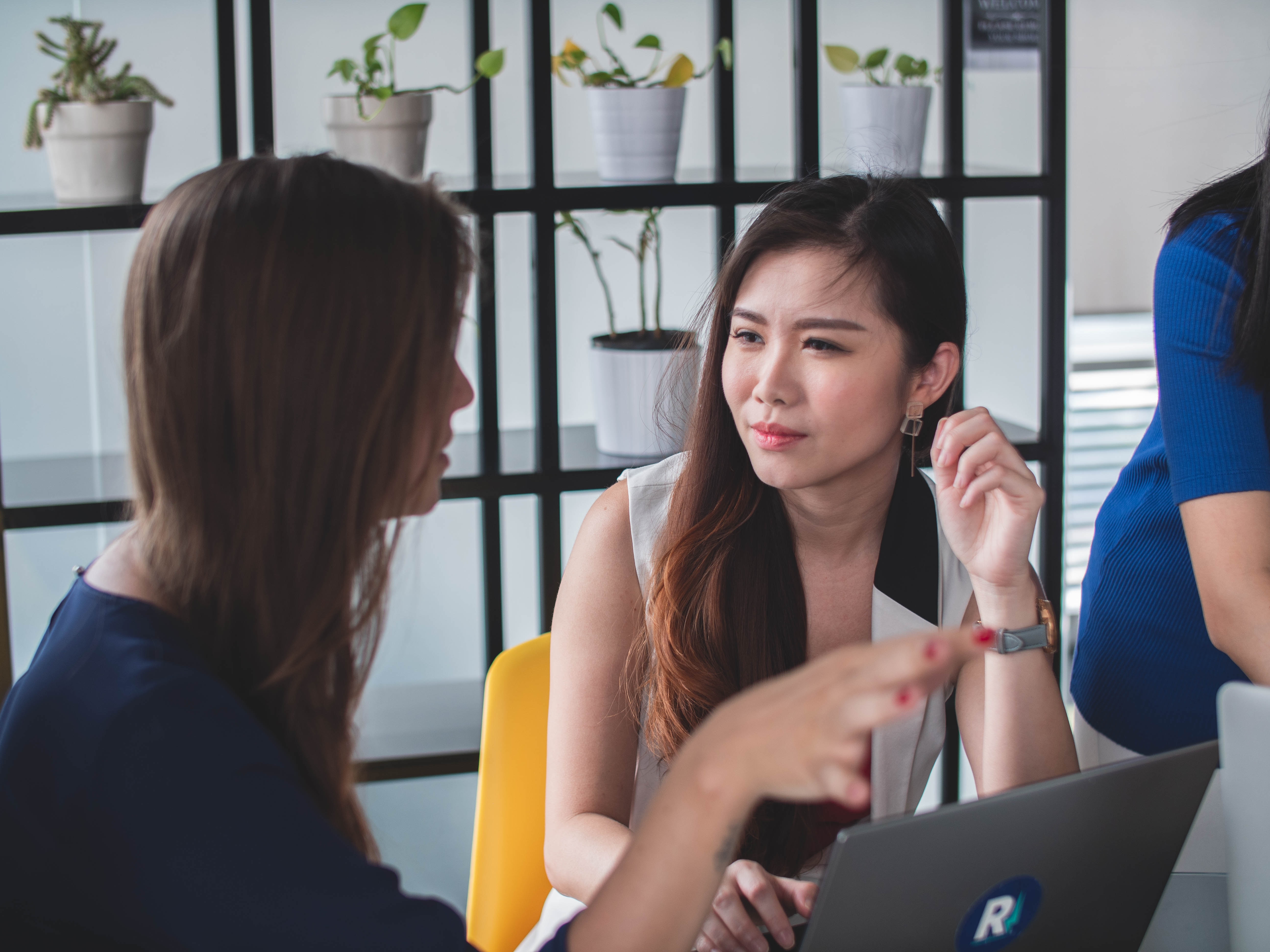 How to Say No to a Design Project Without Burning a Bridge
